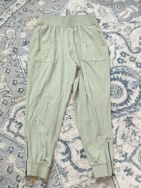 Calia by Carrie Underwood Jogger Pants Womens M Green Stretch Ankle Zip Active